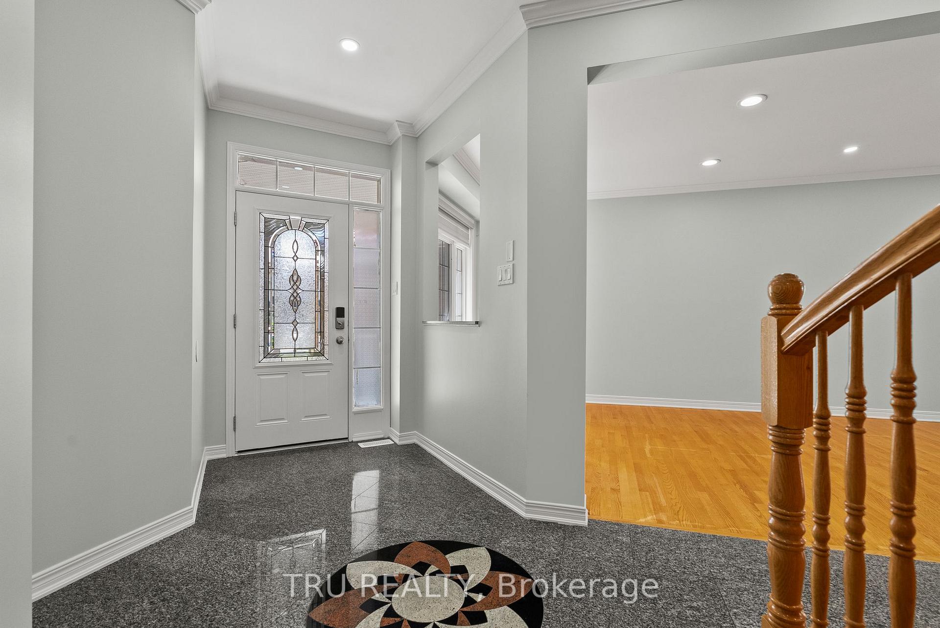 Photo 6 of 27 Upminster Way, Ottawa, Barrhaven - Longfields — HOMEH