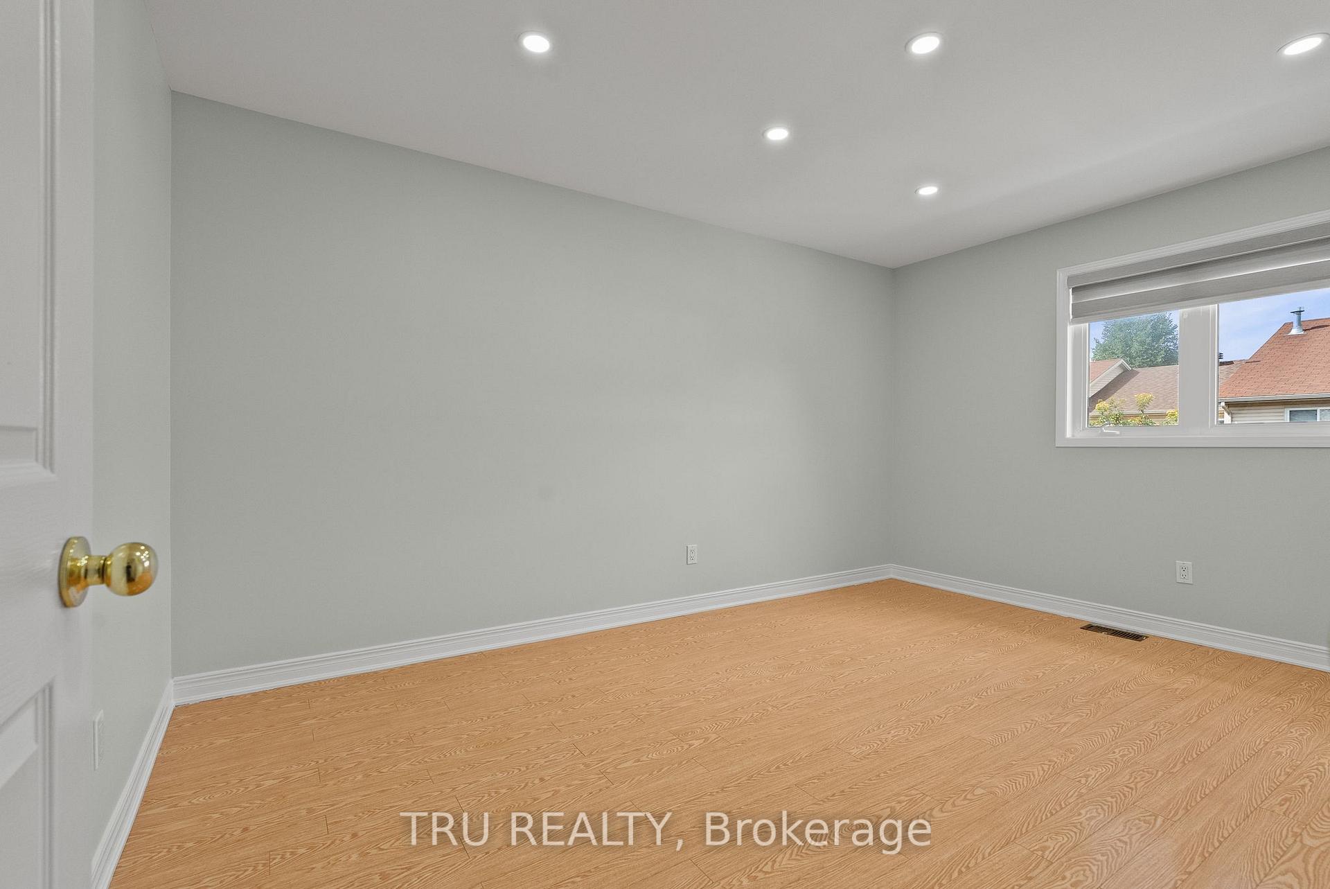Photo 31 of 27 Upminster Way, Ottawa, Barrhaven - Longfields — HOMEH