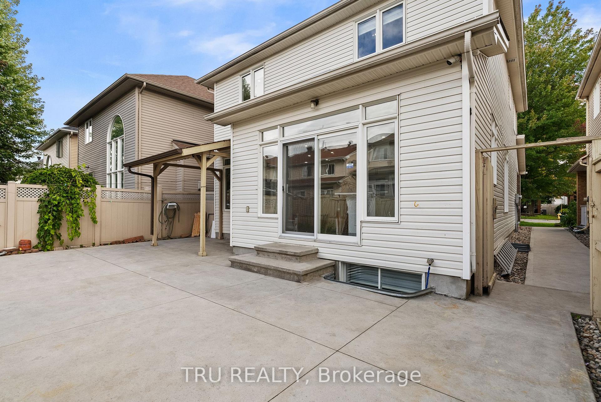 Photo 47 of 27 Upminster Way, Ottawa, Barrhaven - Longfields — HOMEH