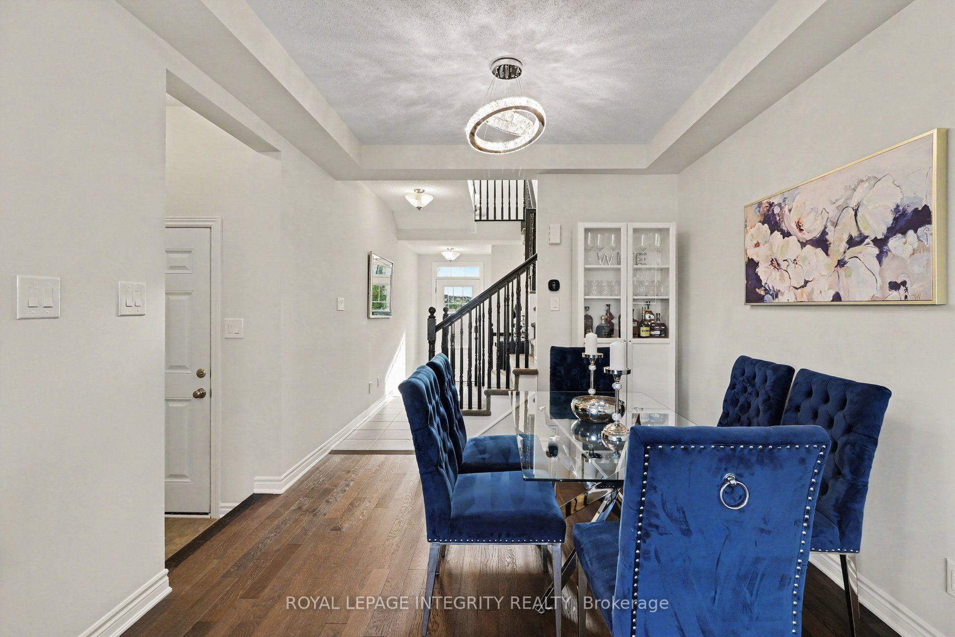 Photo 5 of 157 Pictou Crescent, Ottawa, Kanata - Emerald Meadows/Trailwest — HOMEH