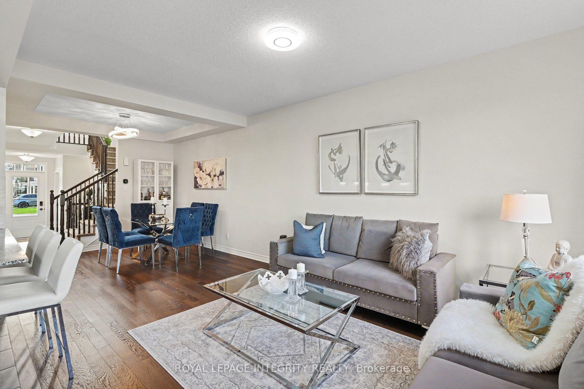 Photo 10 of 157 Pictou Crescent, Ottawa, Kanata - Emerald Meadows/Trailwest — HOMEH