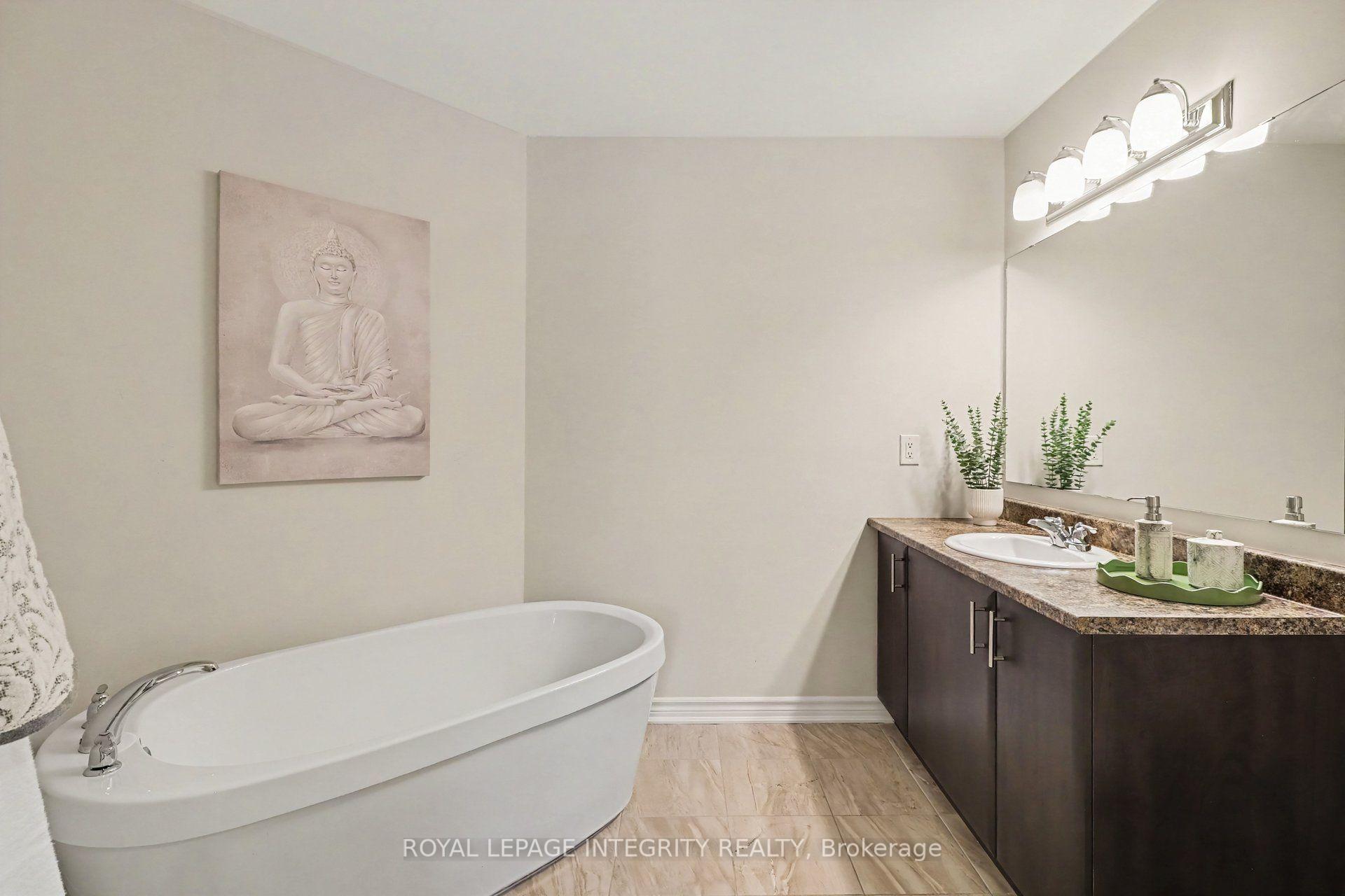 Photo 20 of 157 Pictou Crescent, Ottawa, Kanata - Emerald Meadows/Trailwest — HOMEH