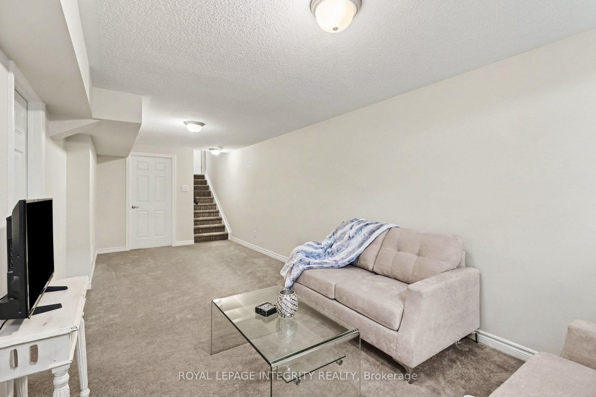 Photo 28 of 157 Pictou Crescent, Ottawa, Kanata - Emerald Meadows/Trailwest — HOMEH