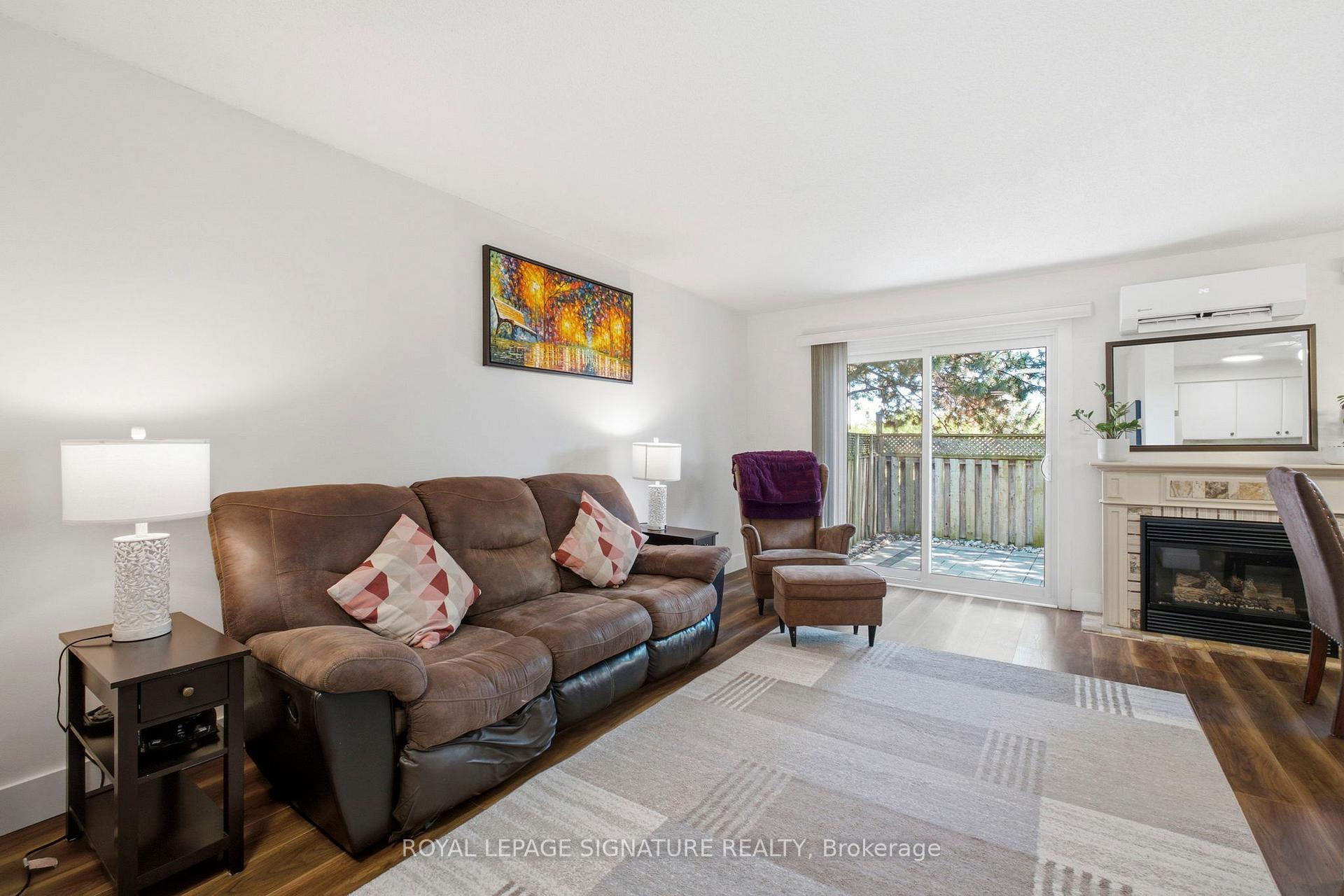 Photo 7 of Unit 45, 2440 Bromsgrove Road, Mississauga, Clarkson — HOMEH