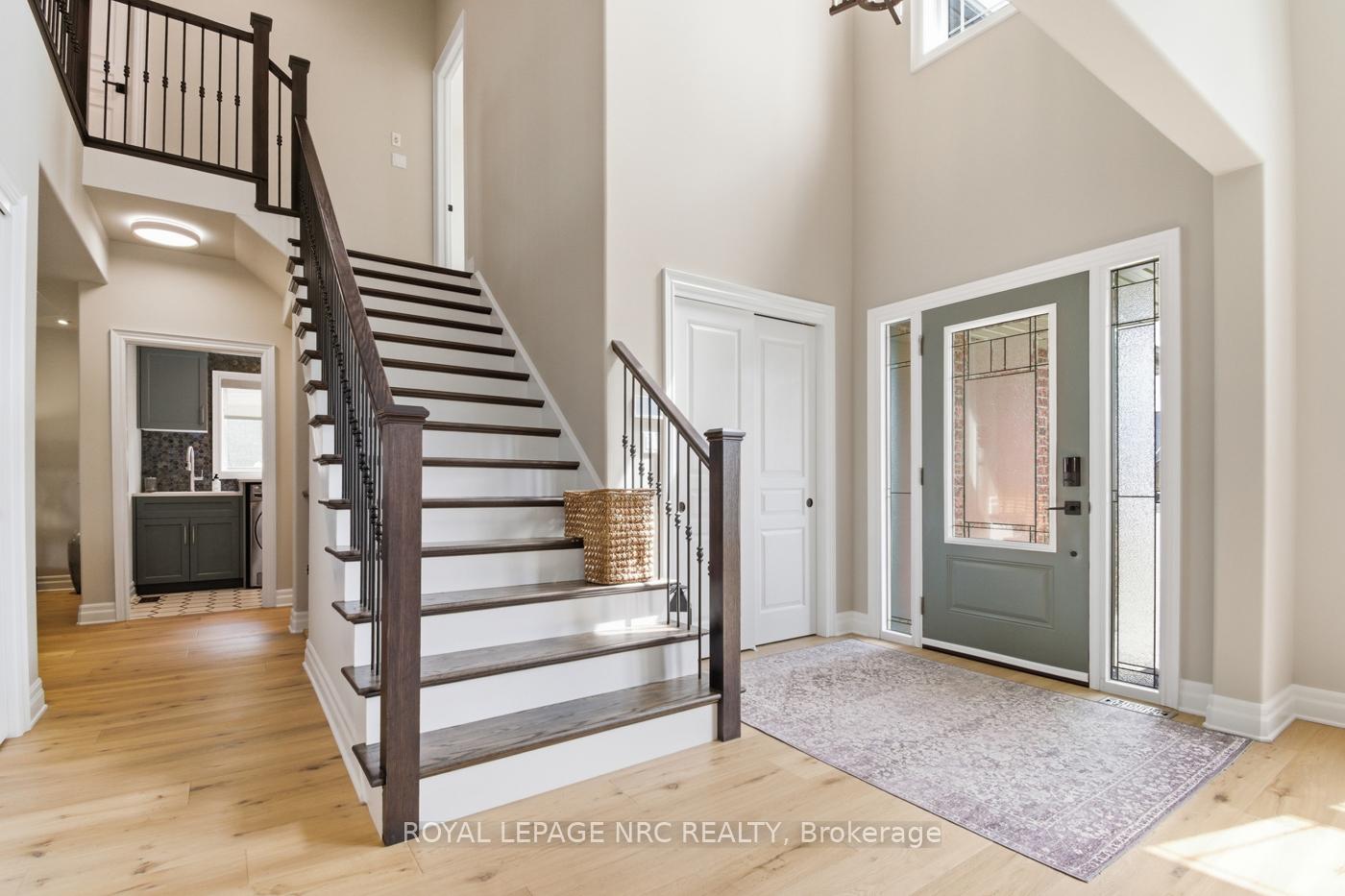 Photo 3 of 239 Colbeck Drive, Welland, Coyle Creek — HOMEH