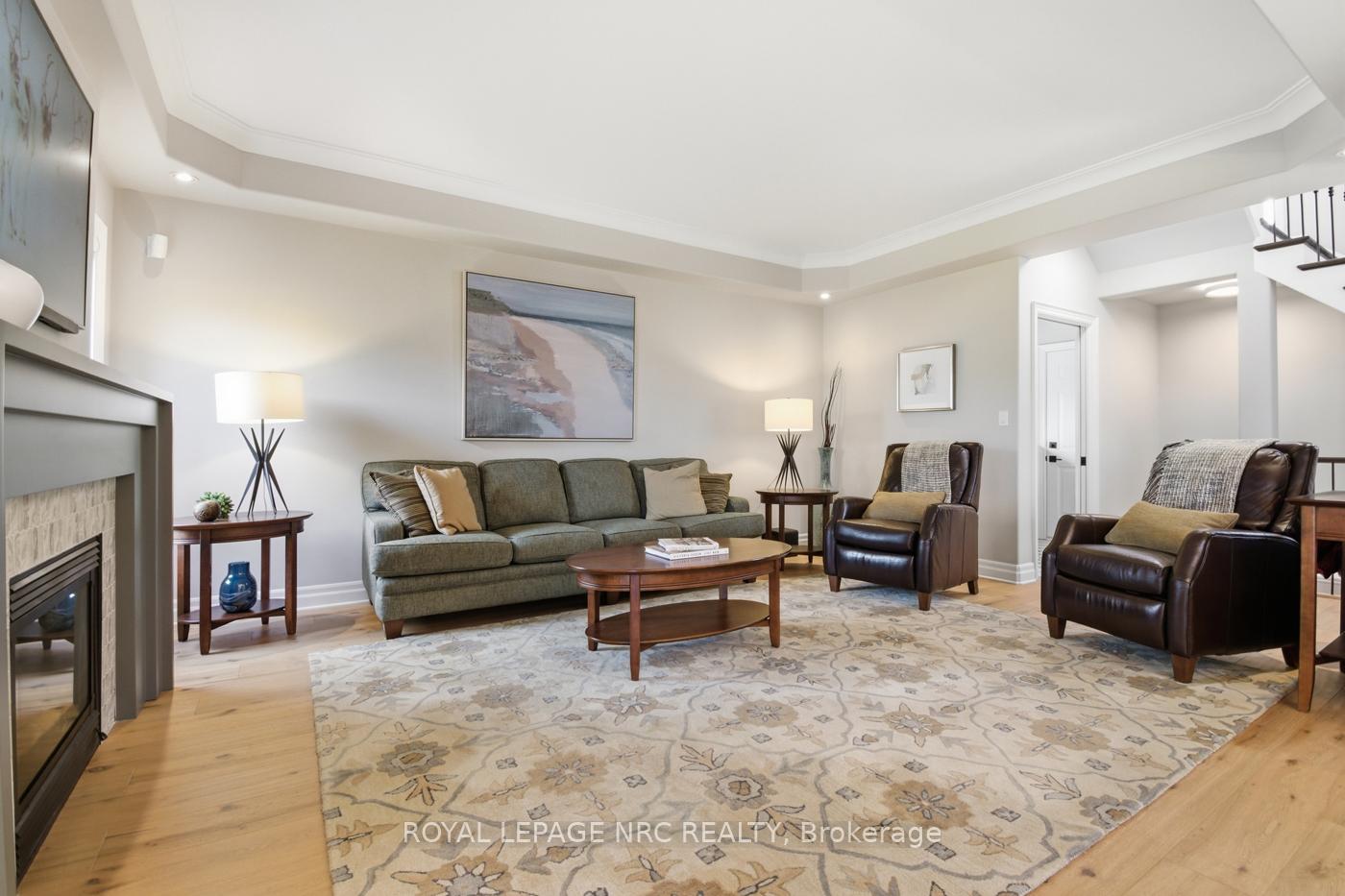 Photo 16 of 239 Colbeck Drive, Welland, Coyle Creek — HOMEH