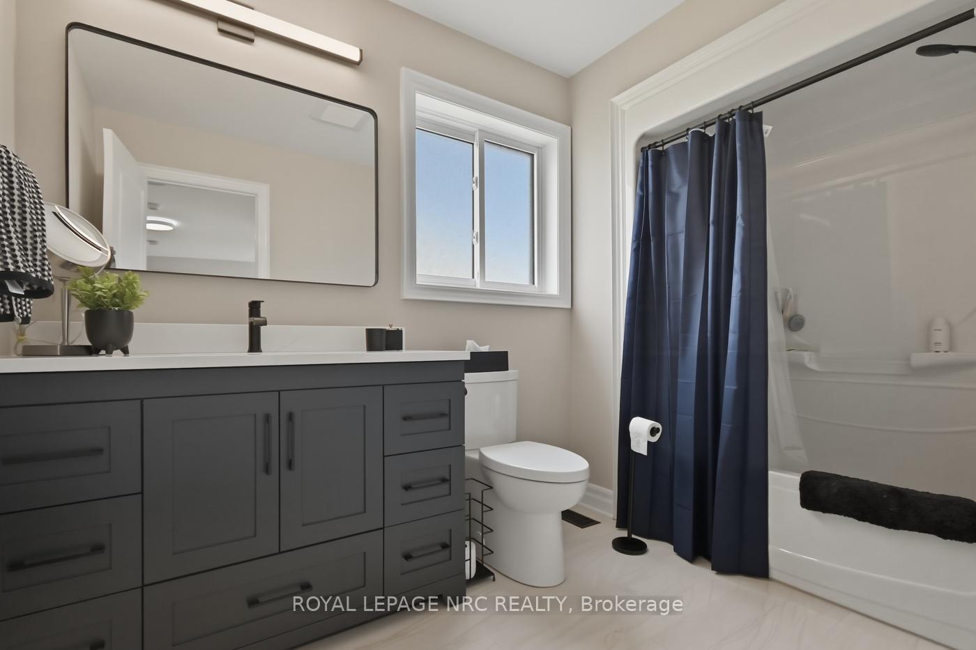 Photo 27 of 239 Colbeck Drive, Welland, Coyle Creek — HOMEH
