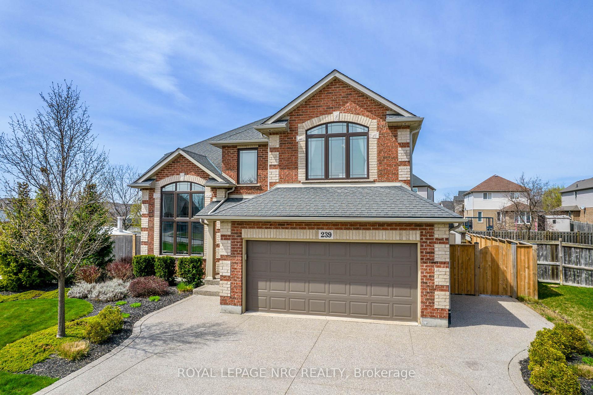 Photo 47 of 239 Colbeck Drive, Welland, Coyle Creek — HOMEH