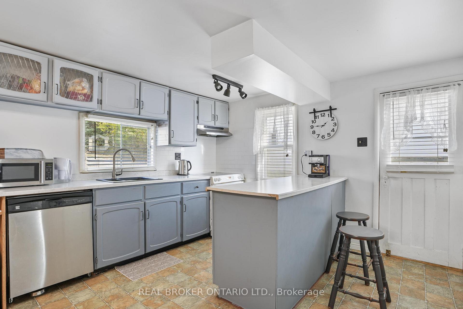 Photo 12 of 79 & 85 Bridge Street, Addington Highlands, Addington Highlands — HOMEH