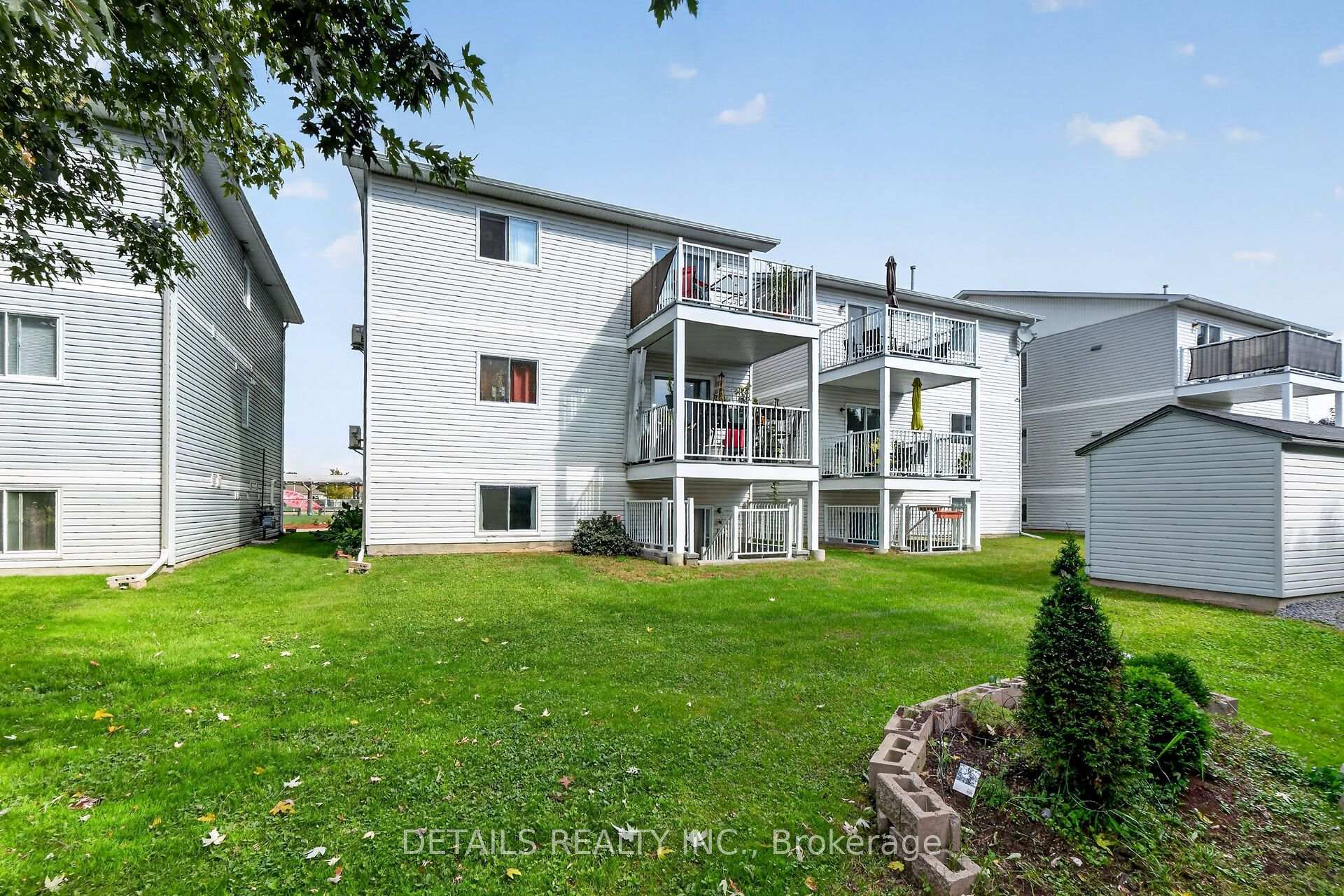 Photo 38 of Unit 3C, 75 Lapointe Boulevard, Russell, Embrun — HOMEH