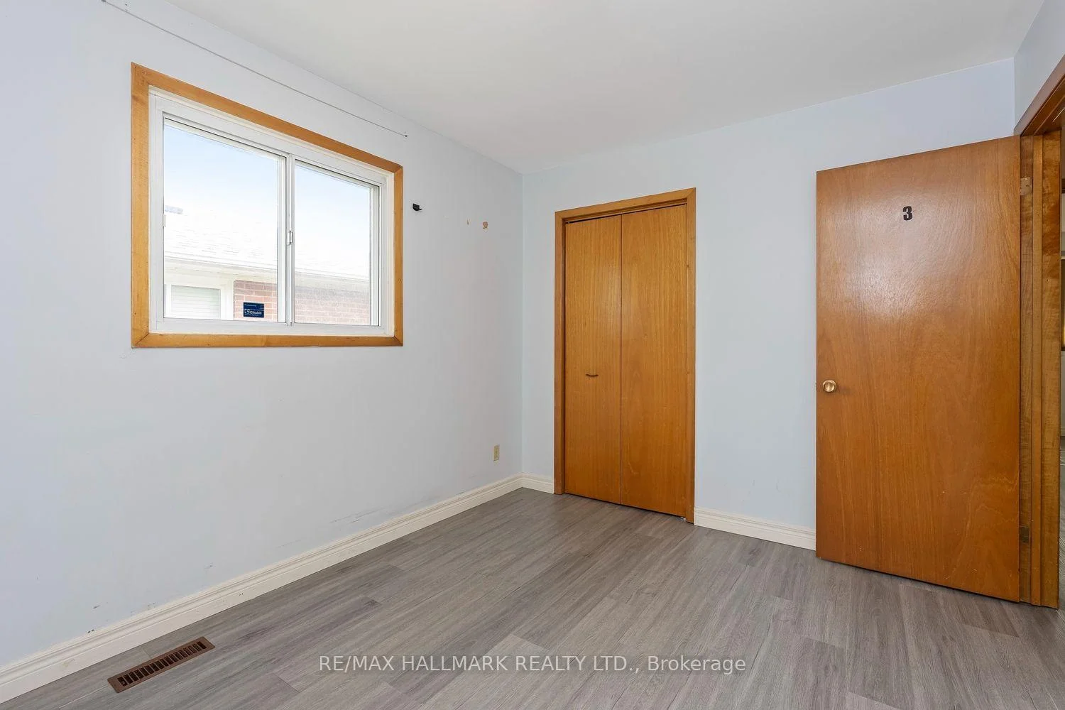 Photo 13 of 3 Pindar Crescent, North York, Pleasant View — HOMEH