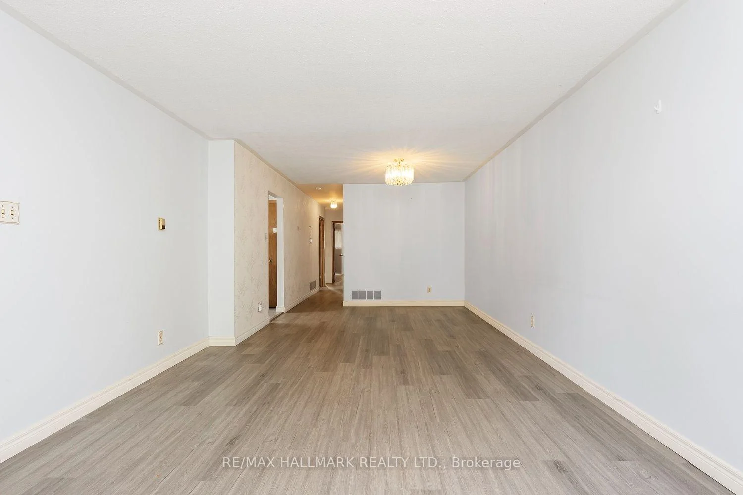 Photo 26 of 3 Pindar Crescent, North York, Pleasant View — HOMEH