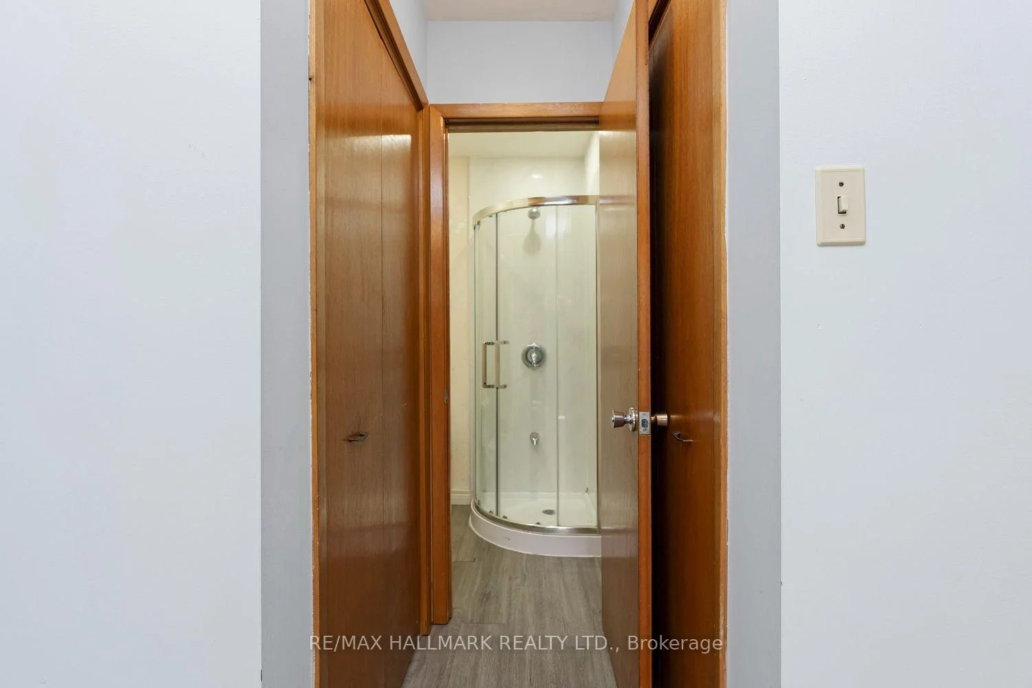 Photo 31 of 3 Pindar Crescent, North York, Pleasant View — HOMEH