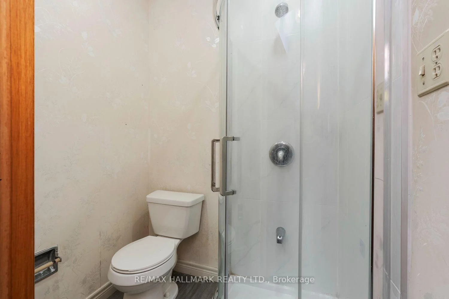 Photo 32 of 3 Pindar Crescent, North York, Pleasant View — HOMEH