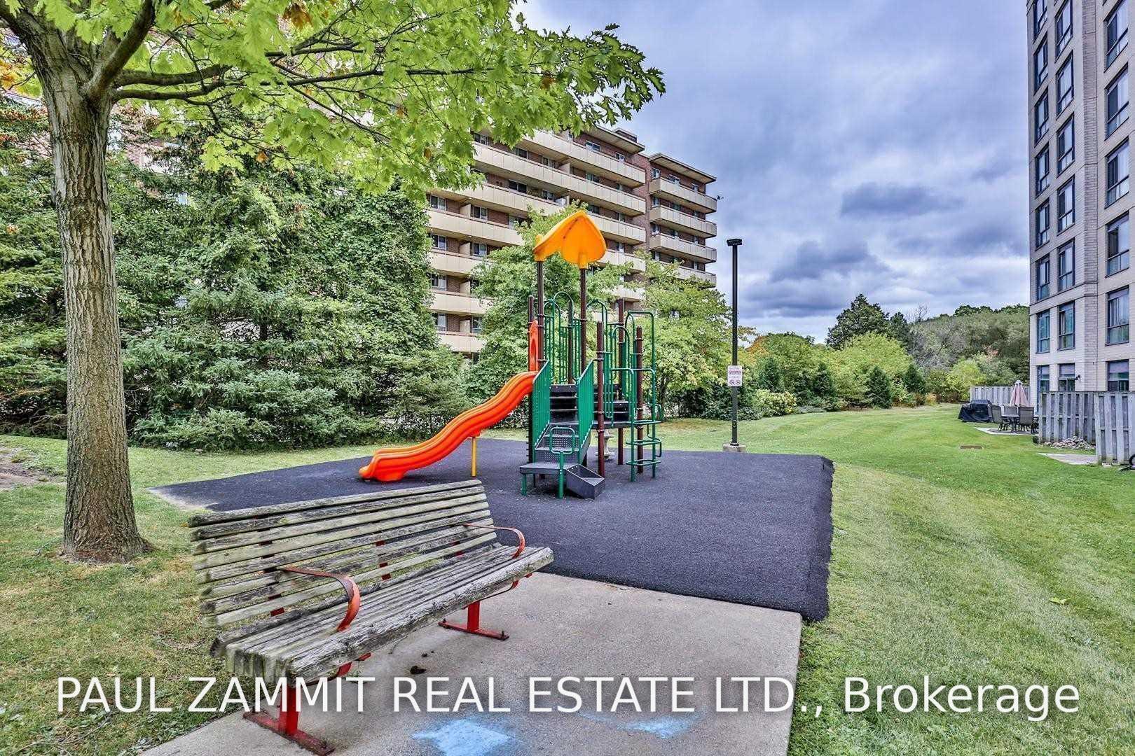 Photo 25 of Unit 804, 270 Davis Drive, Newmarket, Central Newmarket — HOMEH
