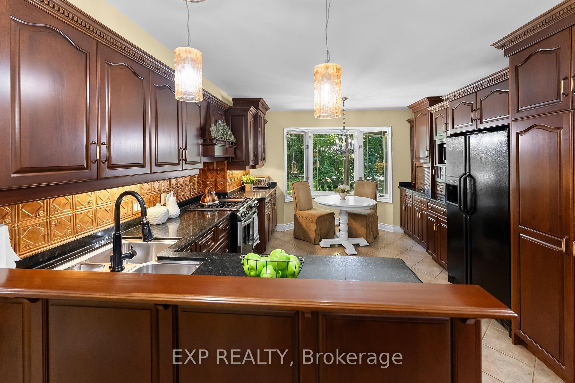 Photo 8 of 1110 Centre Street, Pelham, Fenwick — HOMEH