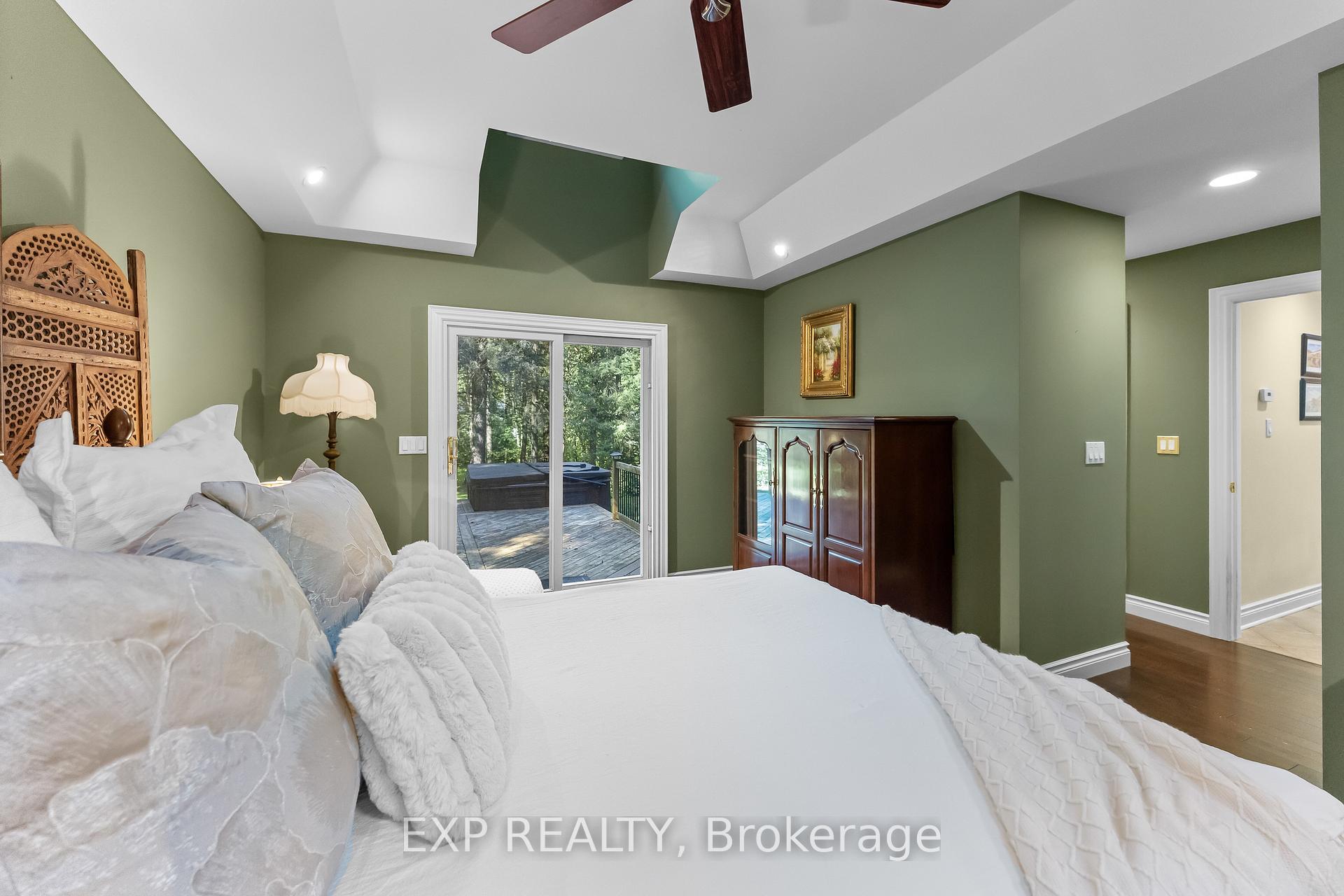 Photo 17 of 1110 Centre Street, Pelham, Fenwick — HOMEH