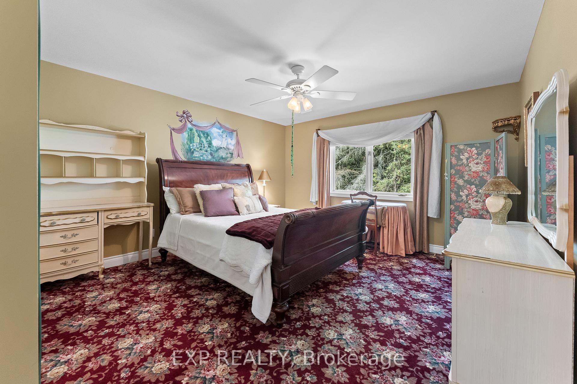 Photo 24 of 1110 Centre Street, Pelham, Fenwick — HOMEH