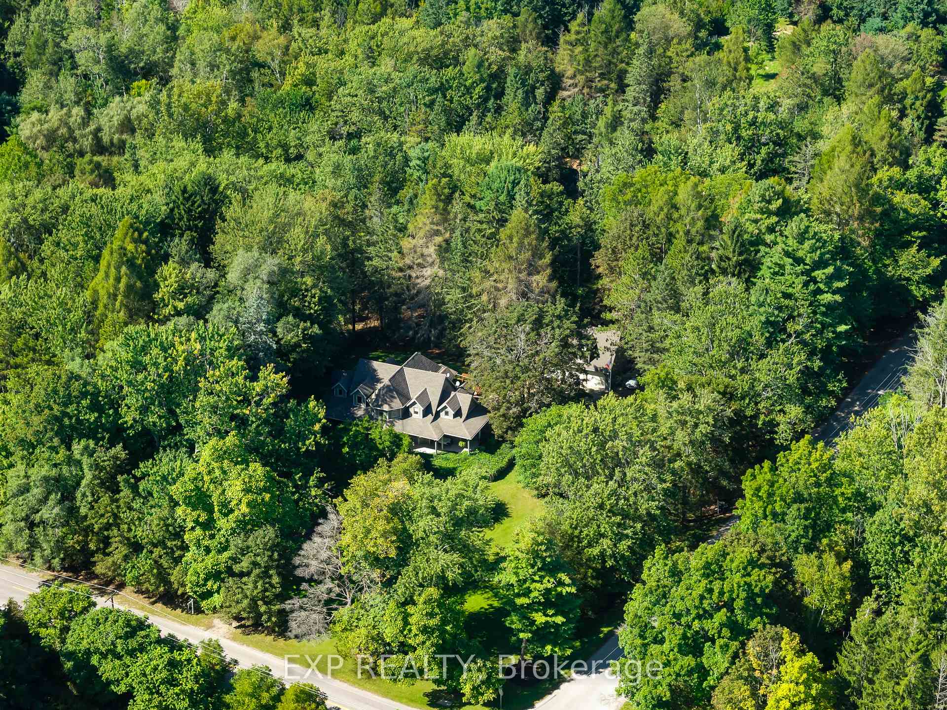 Photo 35 of 1110 Centre Street, Pelham, Fenwick — HOMEH