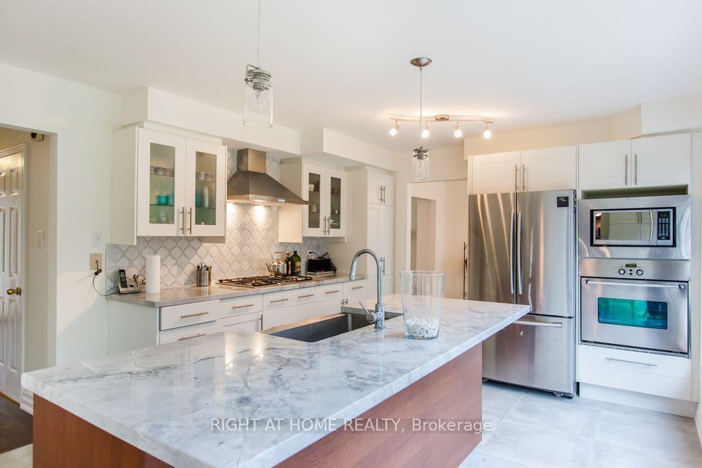 Photo 2 of 1272 Cermel Drive, Mississauga, Lorne Park — HOMEH