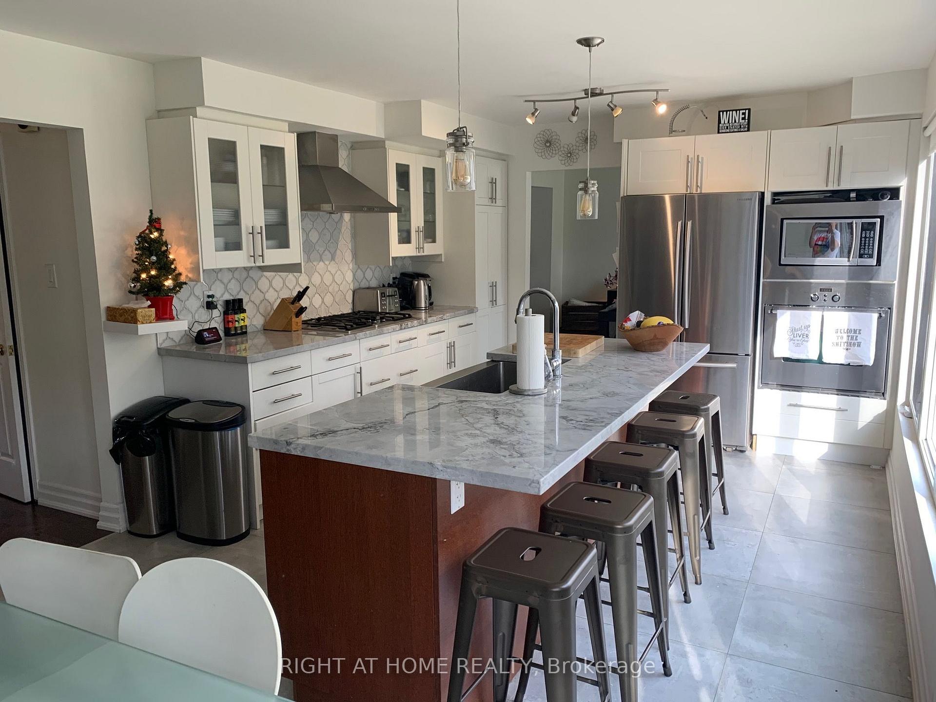 Photo 3 of 1272 Cermel Drive, Mississauga, Lorne Park — HOMEH