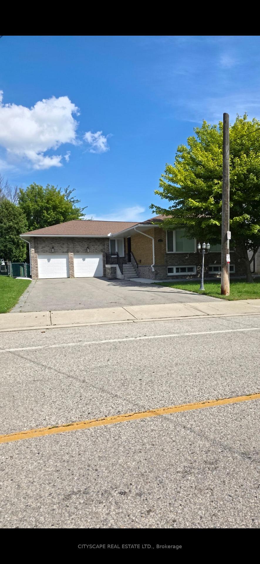 Front of 2543 Rugby Road