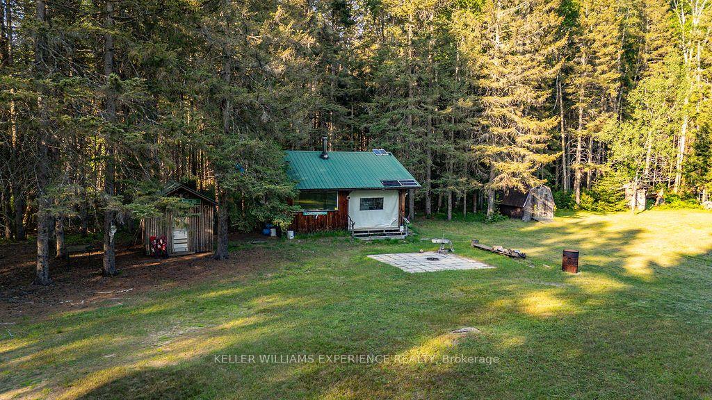 Photo 11 of 2101 Ahmic Lake Road, Magnetawan — HOMEH