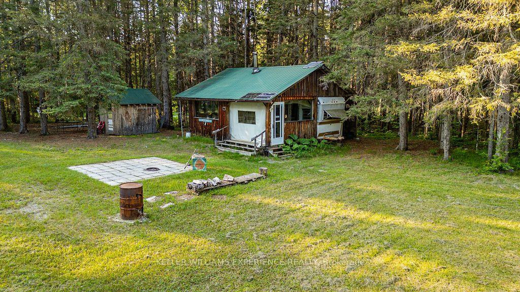 Photo 13 of 2101 Ahmic Lake Road, Magnetawan — HOMEH