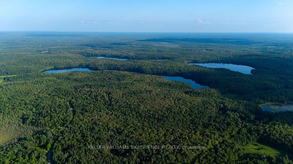 Photo 18 of 2101 Ahmic Lake Road, Magnetawan — HOMEH
