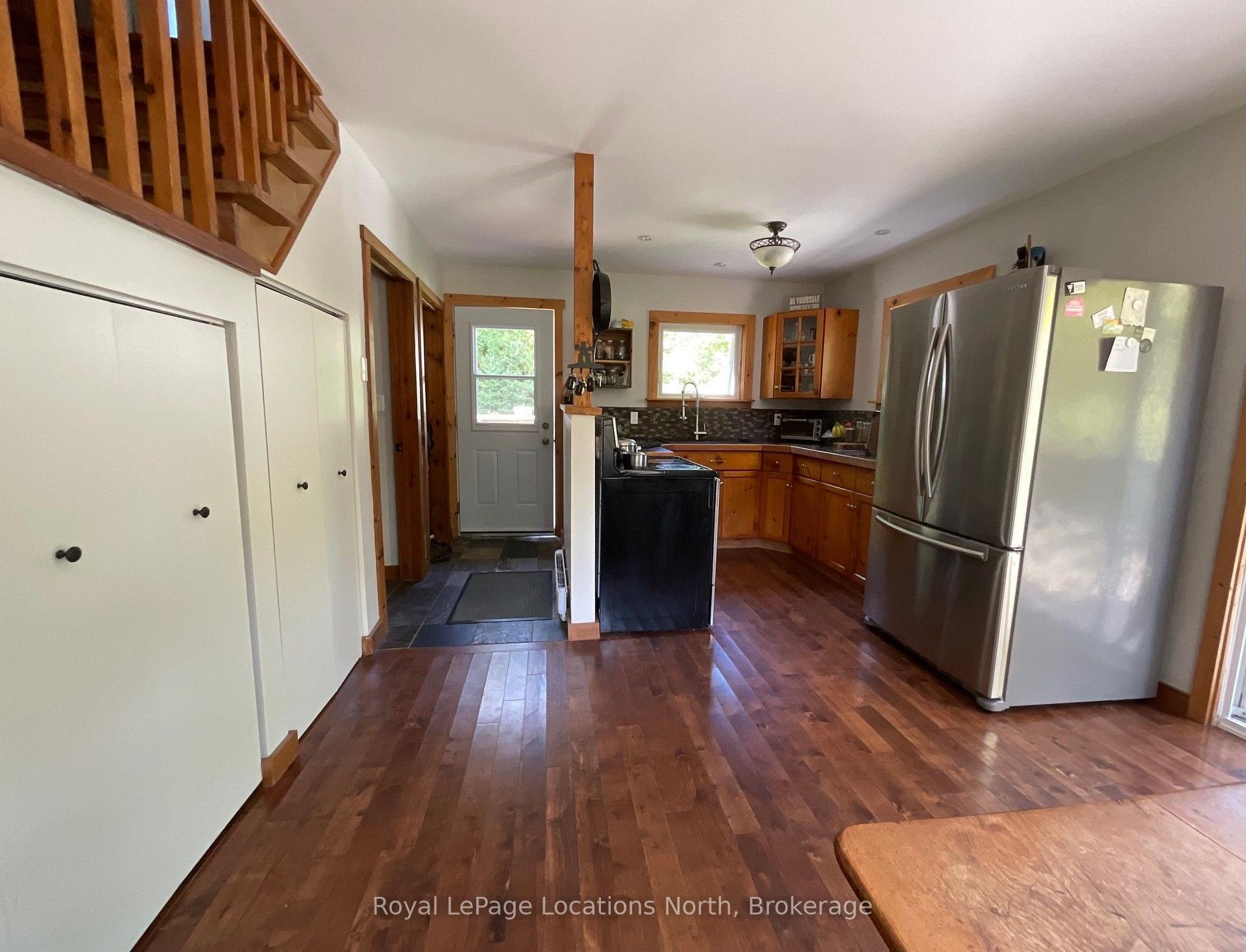Photo 7 of 64 Yearley Road, McMurrich/Monteith, Sprucedale — HOMEH