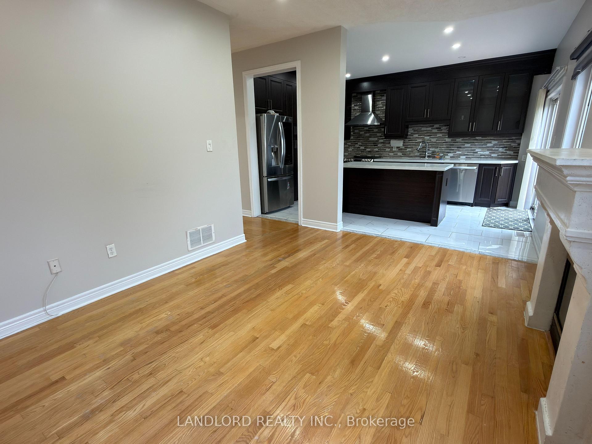 Photo 4 of 12 Cricket Mews, Scarborough, Rouge — HOMEH