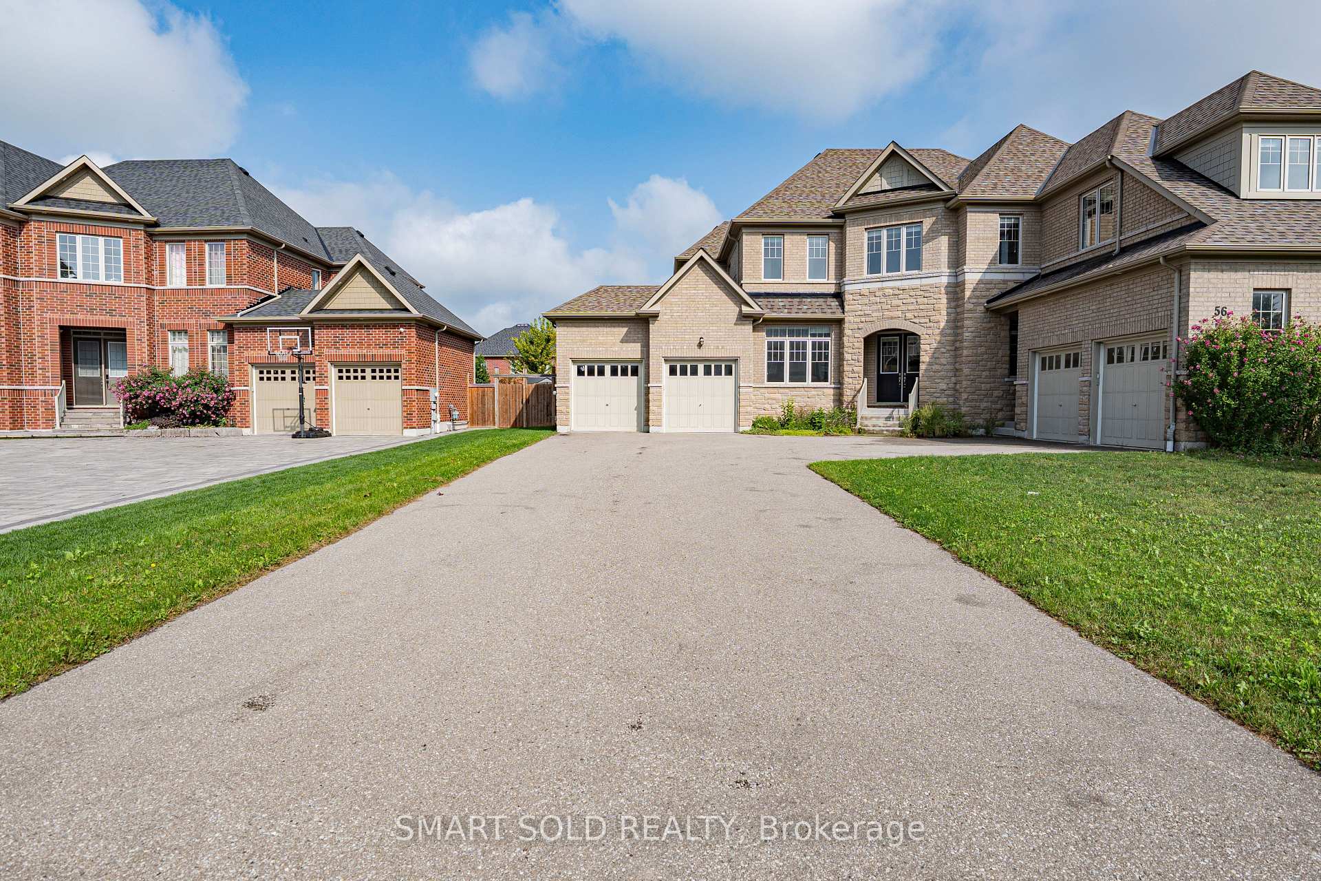 Photo 2 of 56 Redmond Crescent, Springwater, Centre Vespra — HOMEH