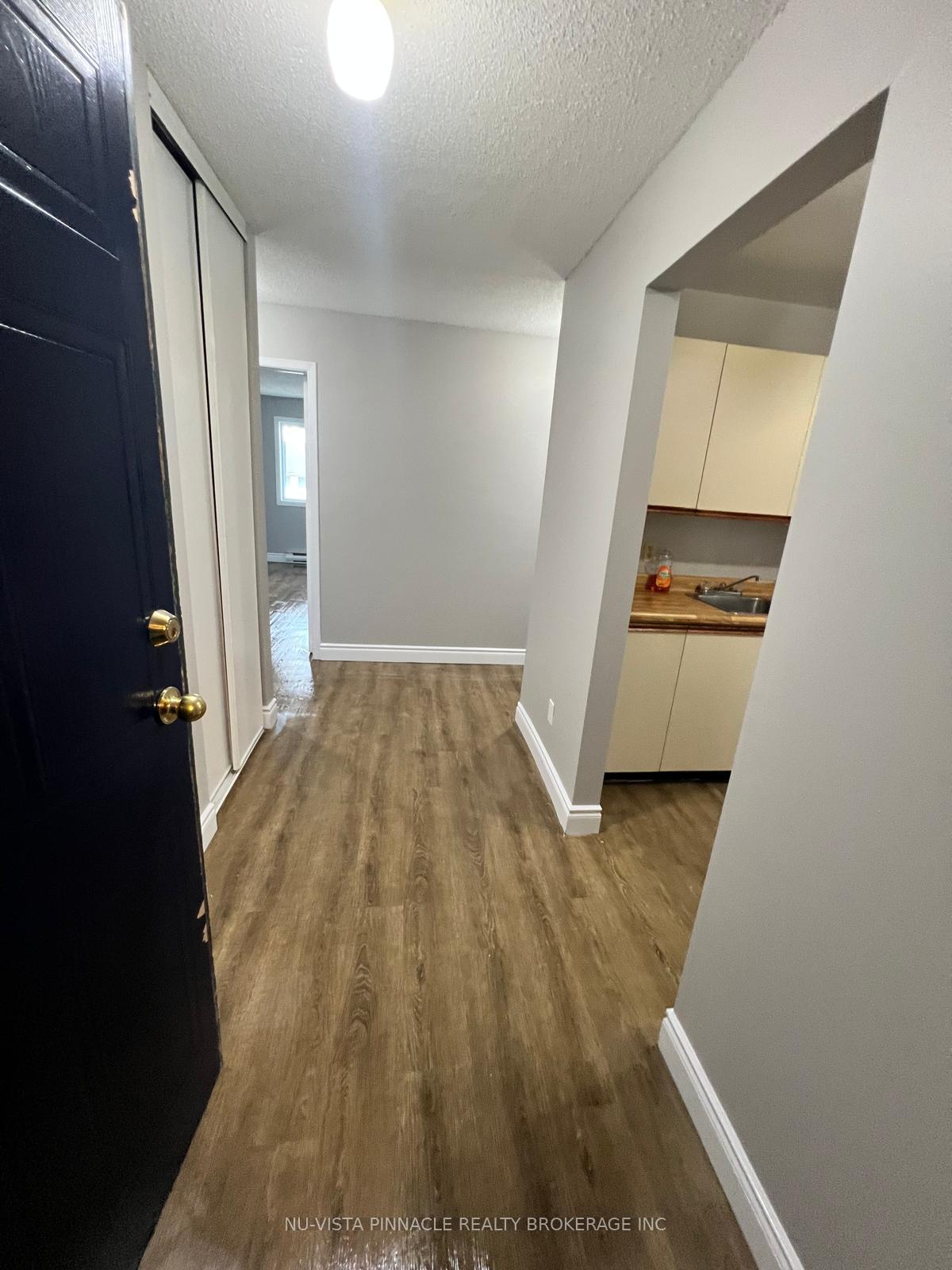 Photo 3 of Unit 303, 727 Deveron Crescent, London, South T — HOMEH