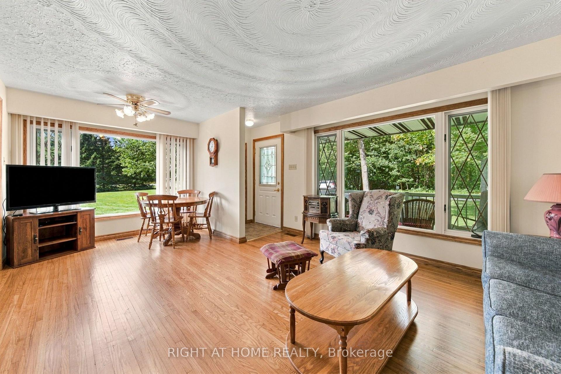 Photo 6 of 1013 Tay Point Road, Penetanguishene — HOMEH