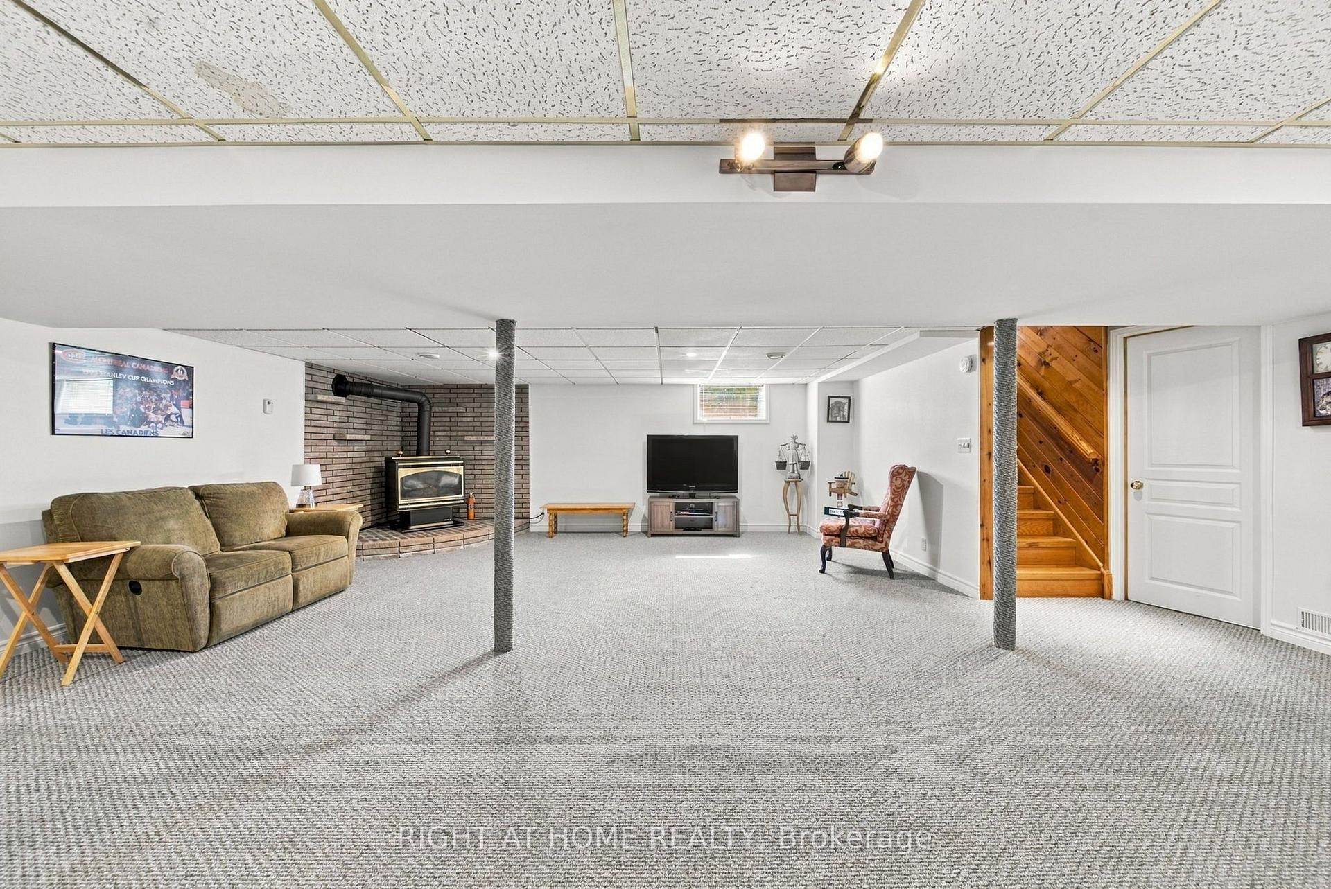 Photo 19 of 1013 Tay Point Road, Penetanguishene — HOMEH