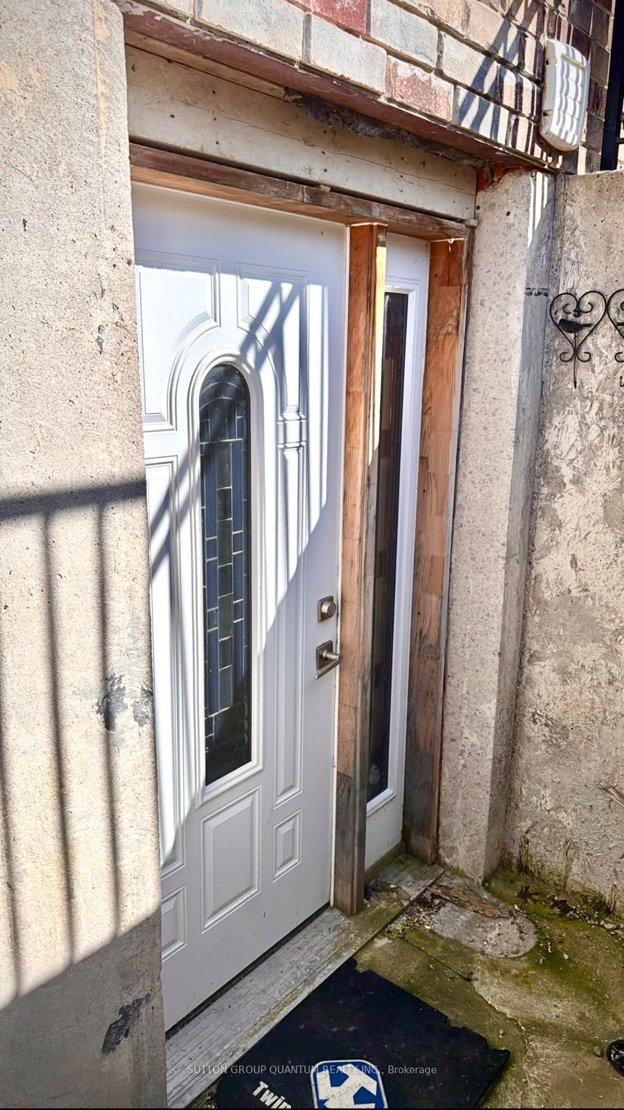 Photo 13 of Unit Basement, 85 Roselawn Crescent, Welland, Coyle Creek — HOMEH