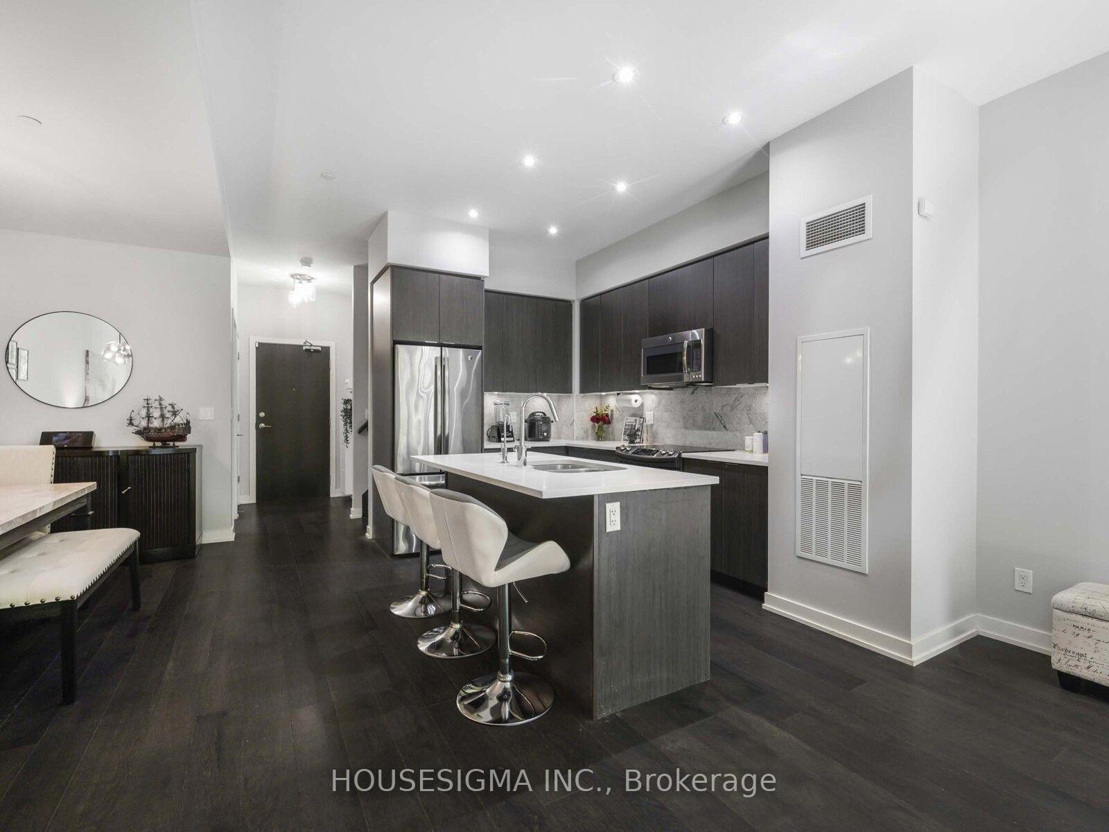 Photo 8 of Unit TH03, 32 Bruyers Mews, Toronto, Waterfront Communities — HOMEH