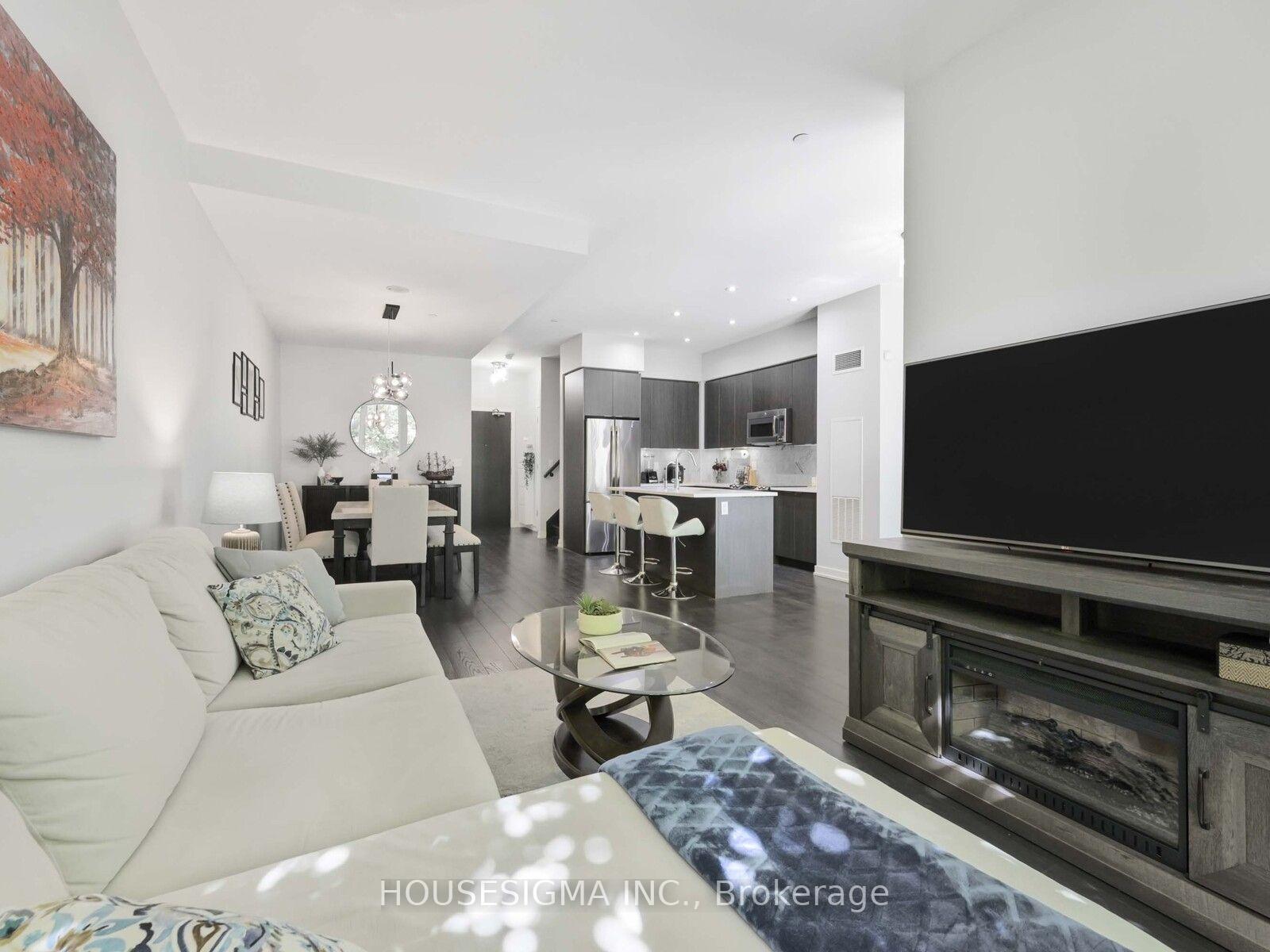 Photo 11 of Unit TH03, 32 Bruyers Mews, Toronto, Waterfront Communities — HOMEH