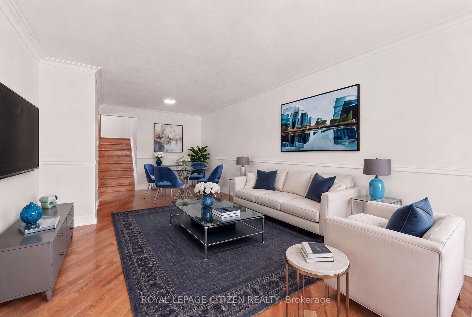 Photo 5 of 53 Grampian Crescent, North York, Humber Summit — HOMEH