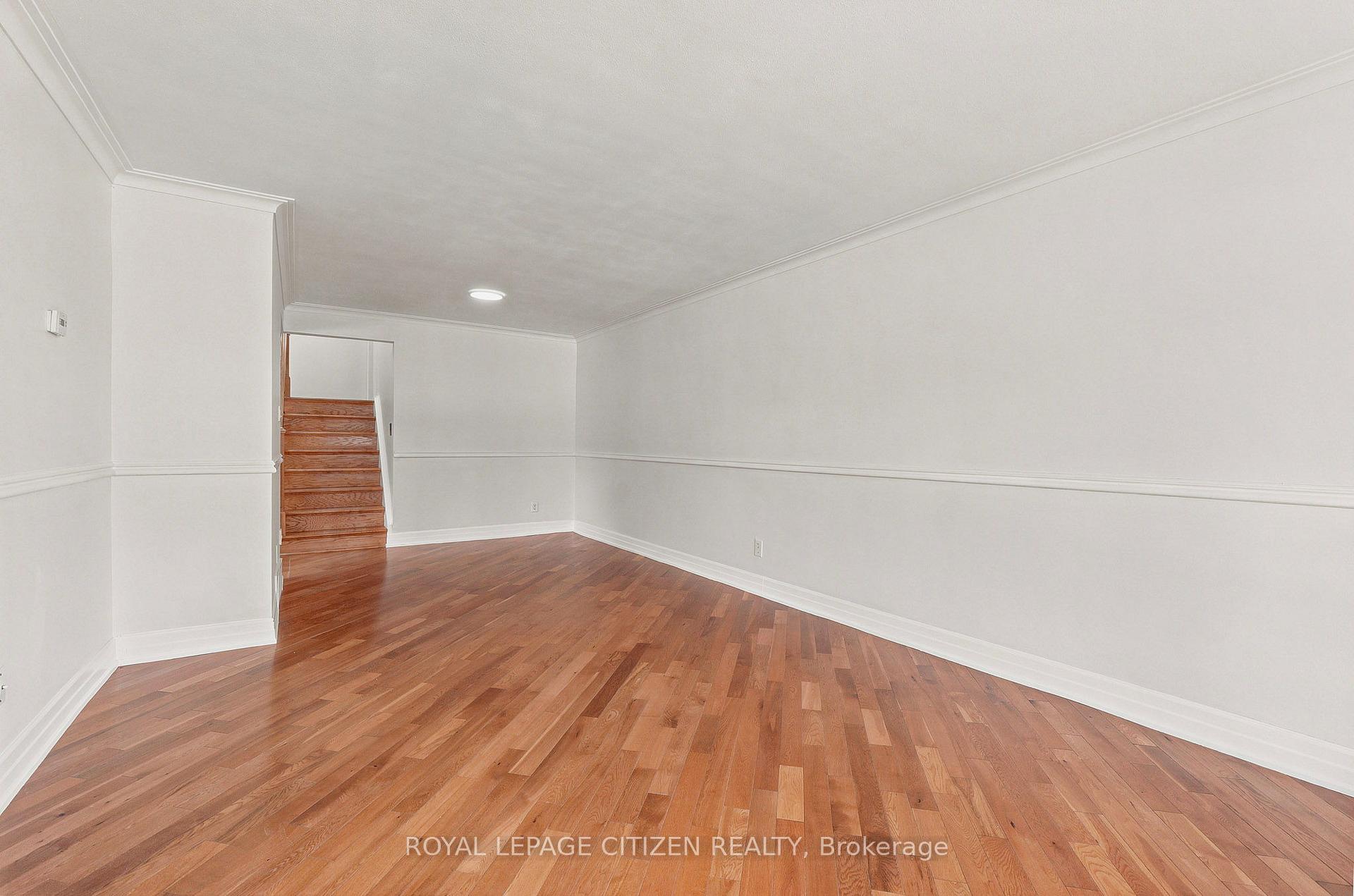 Photo 6 of 53 Grampian Crescent, North York, Humber Summit — HOMEH