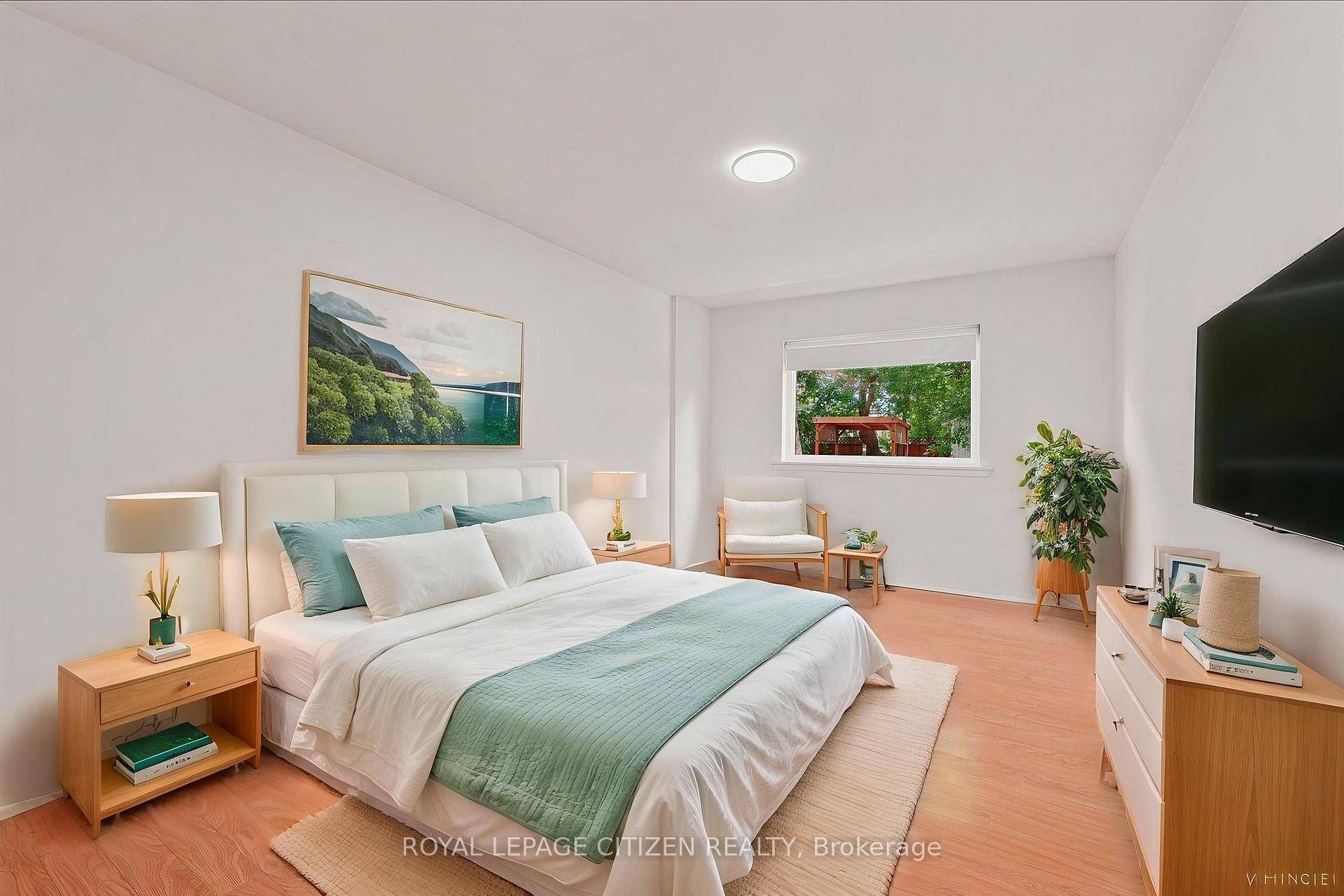 Photo 21 of 53 Grampian Crescent, North York, Humber Summit — HOMEH