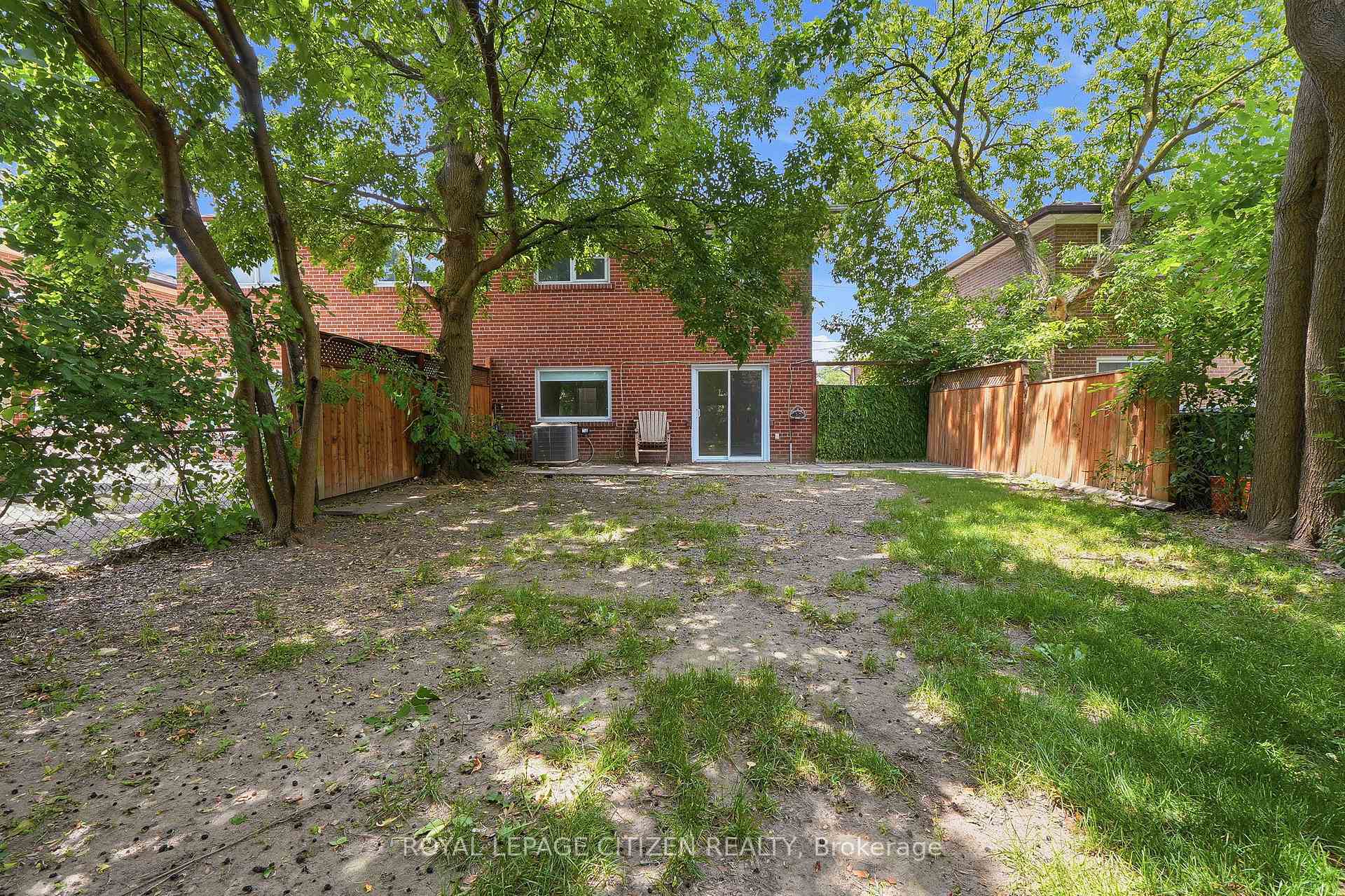 Photo 30 of 53 Grampian Crescent, North York, Humber Summit — HOMEH