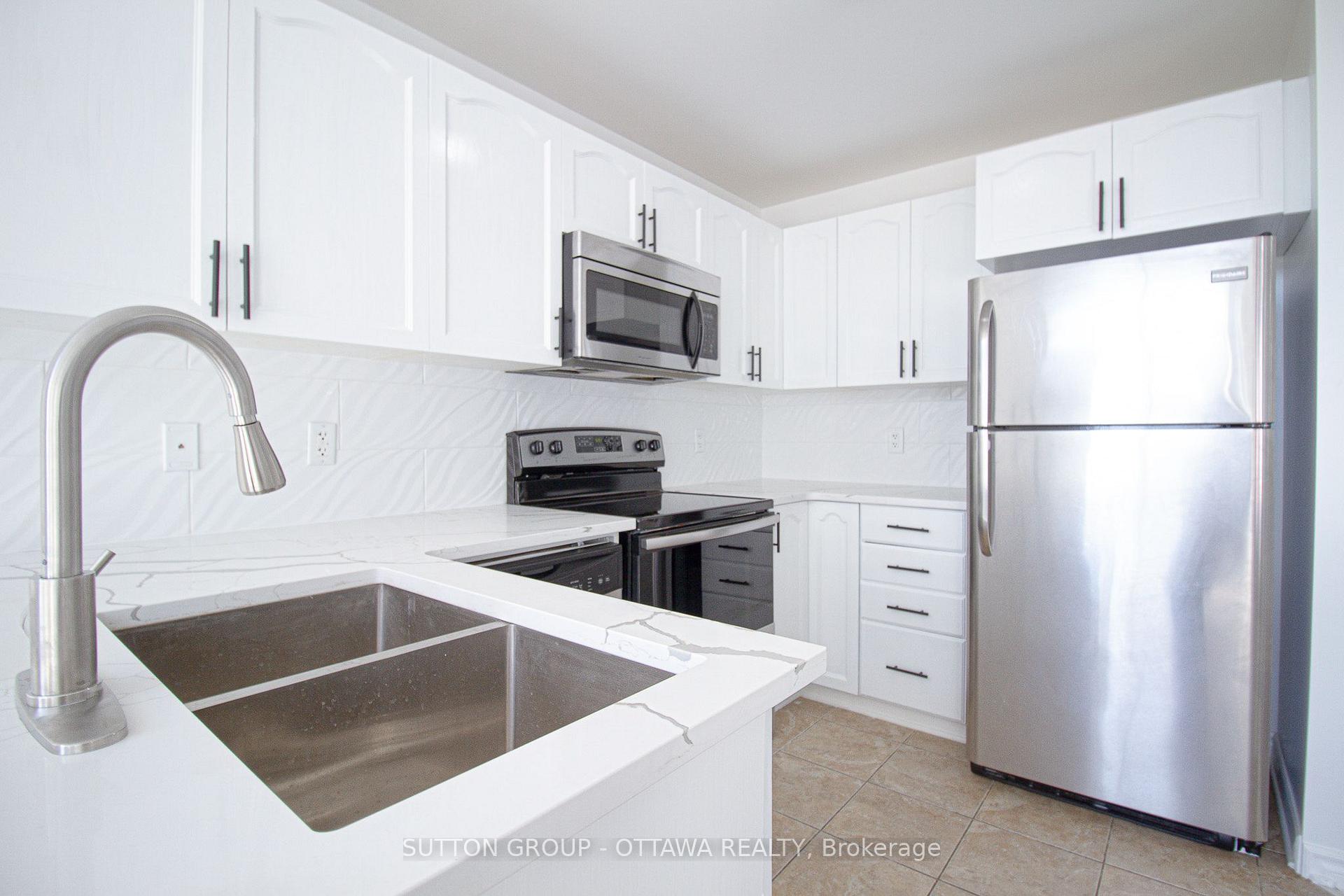 Photo 15 of 163 Silvermoon Crescent, Ottawa, Avalon East — HOMEH