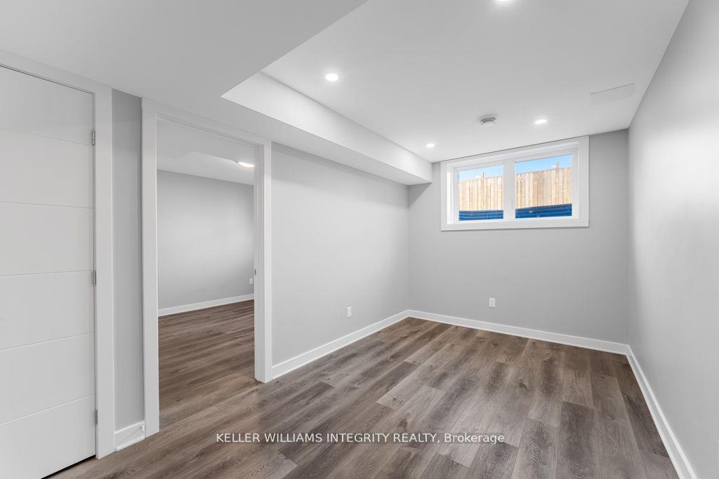 Photo 24 of Unit B, 875 Contour Street, Ottawa, Mer Bleue/Bradley Estates/Anderson Park — HOMEH