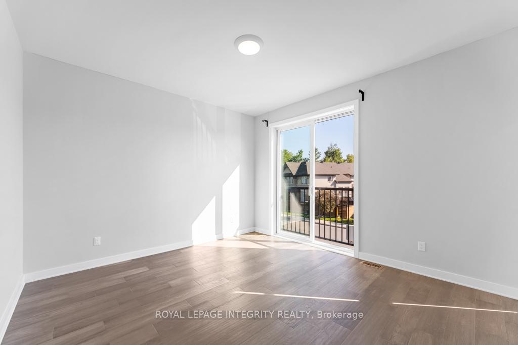 Photo 18 of Unit A, 875 Contour Street, Ottawa, Mer Bleue/Bradley Estates/Anderson Park — HOMEH