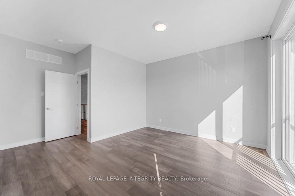 Photo 21 of Unit A, 875 Contour Street, Ottawa, Mer Bleue/Bradley Estates/Anderson Park — HOMEH