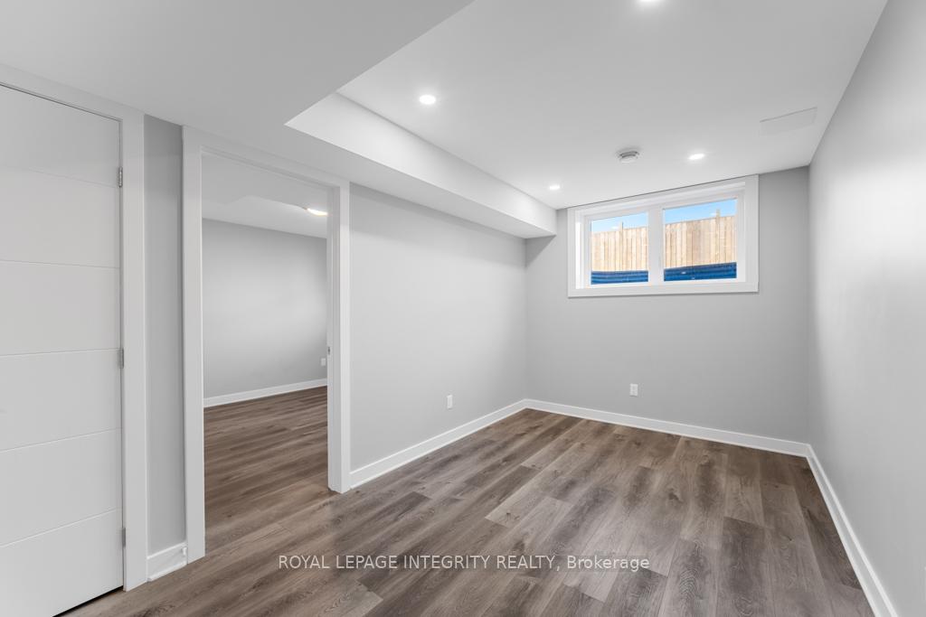 Photo 31 of Unit A, 875 Contour Street, Ottawa, Mer Bleue/Bradley Estates/Anderson Park — HOMEH