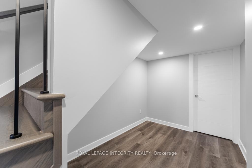 Photo 35 of Unit A, 875 Contour Street, Ottawa, Mer Bleue/Bradley Estates/Anderson Park — HOMEH