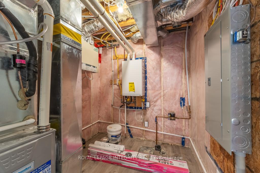 Photo 36 of Unit A, 875 Contour Street, Ottawa, Mer Bleue/Bradley Estates/Anderson Park — HOMEH