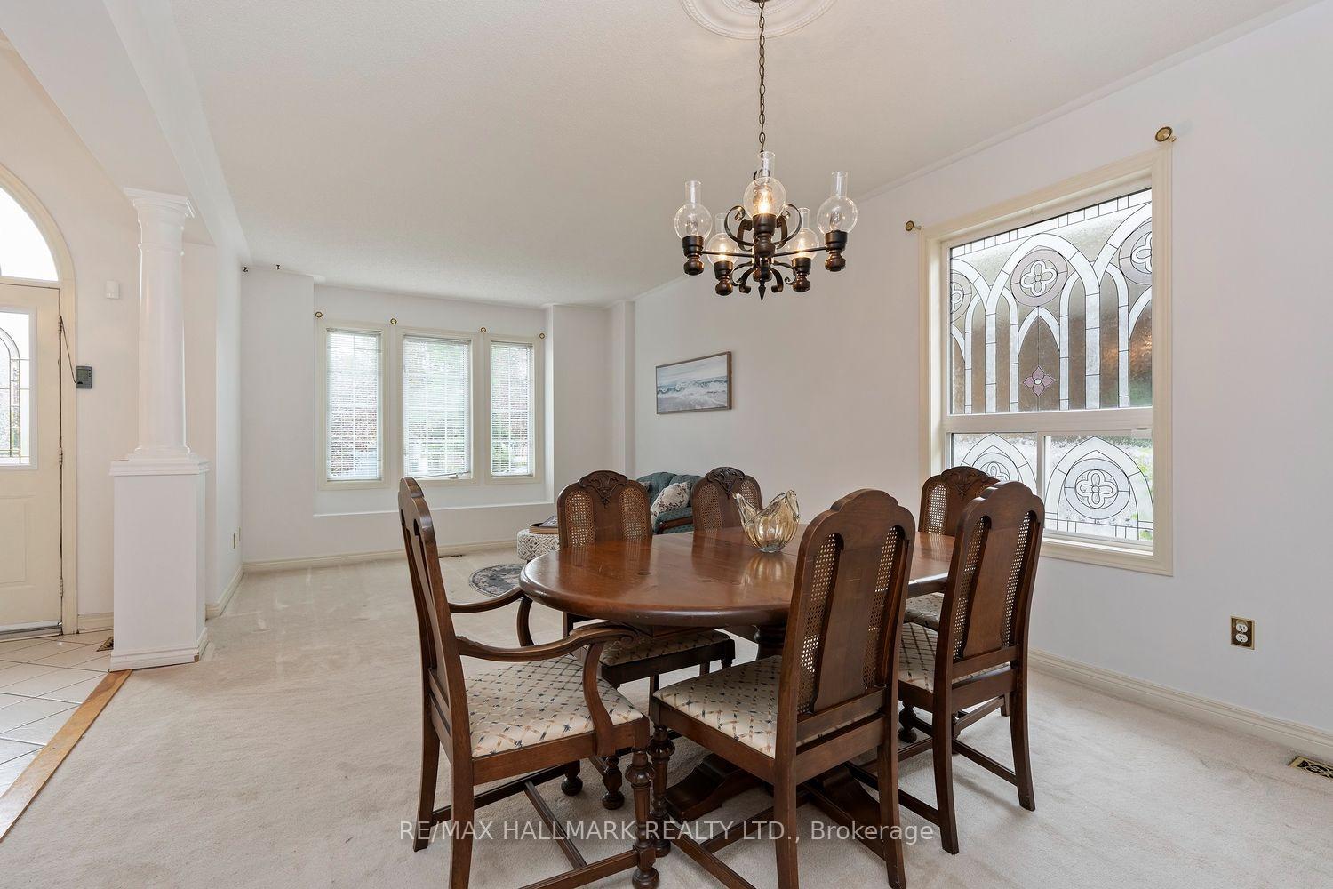 Photo 17 of 43 Kimberly Drive, Whitby, Brooklin — HOMEH